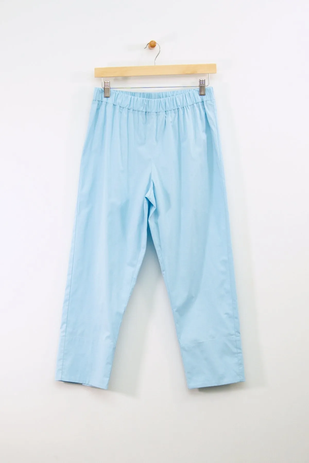 36" Claire Capri with Back Slit