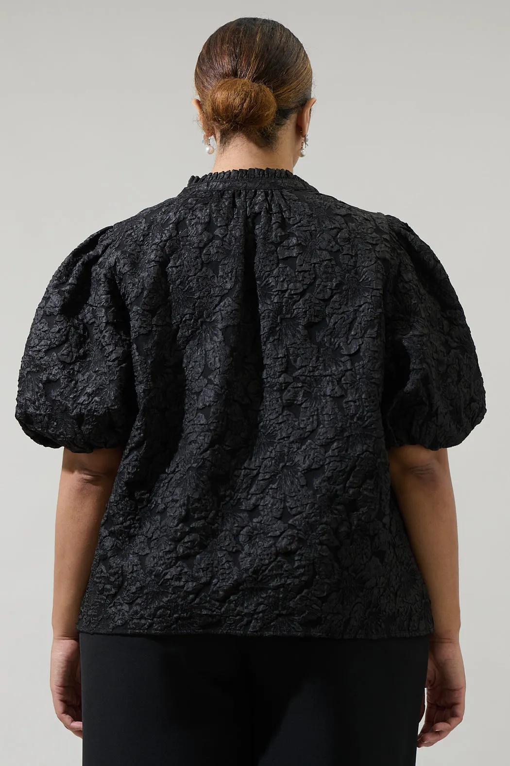 Arielle Jacquard Split Neck Top Curve