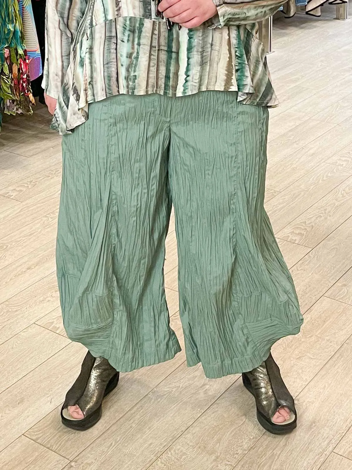 Fly Pant, Green Pleat