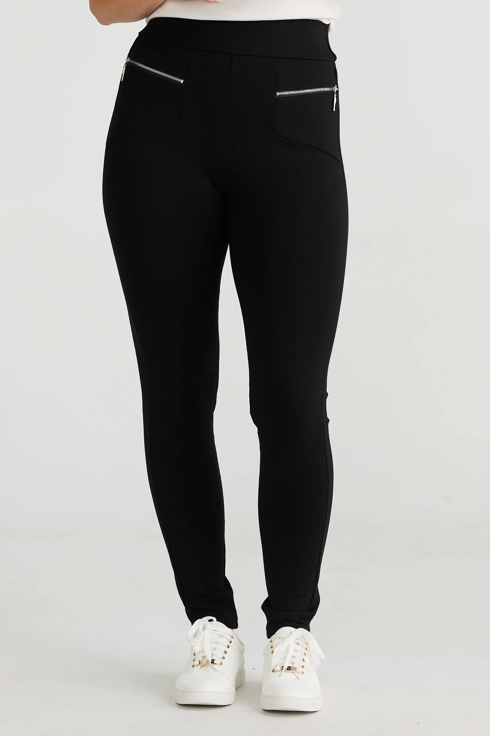 Jetsetter Pants in Black