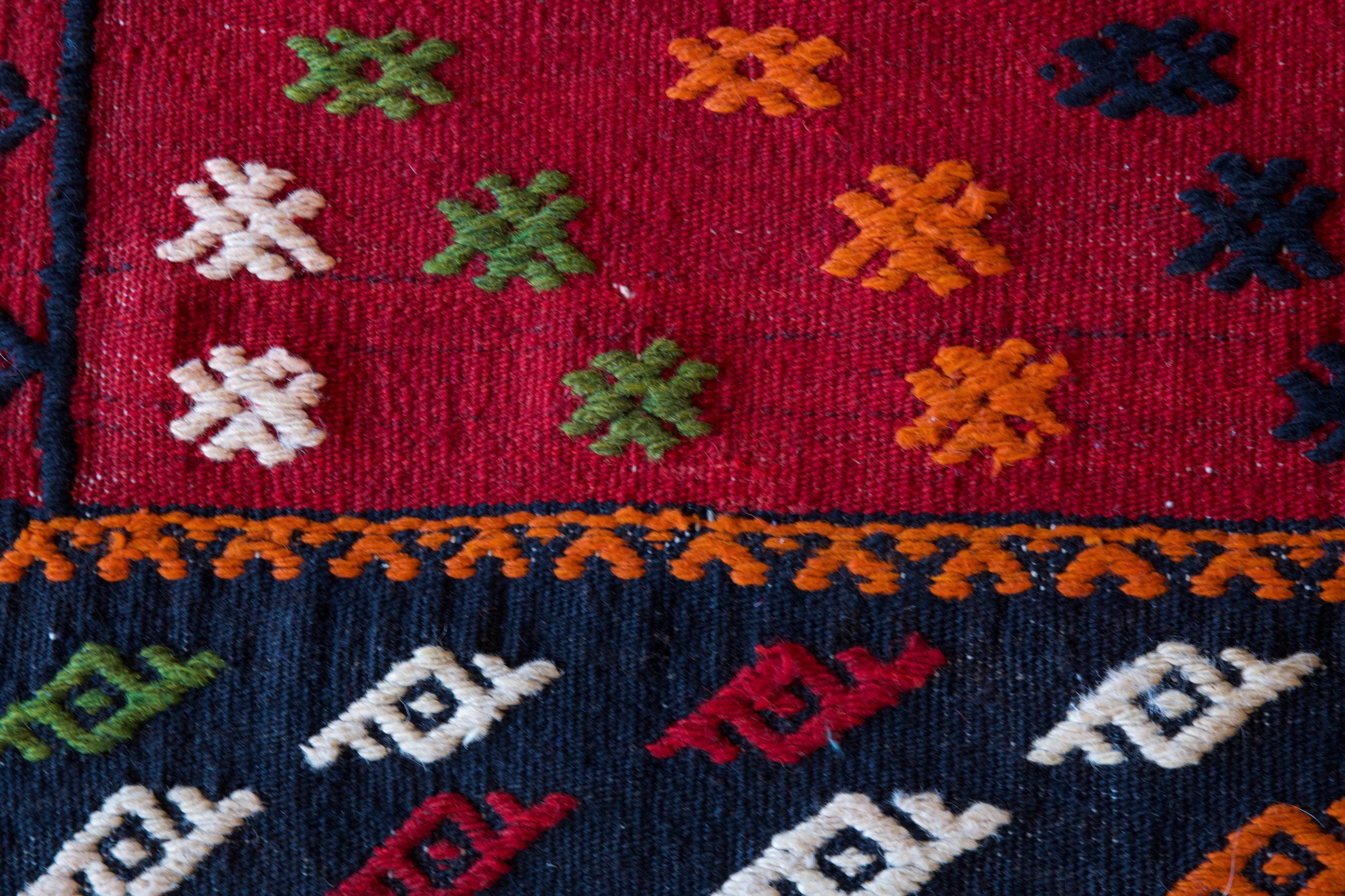 Vintage Mini Turkish Kilim Rug 4'5"x4'6"