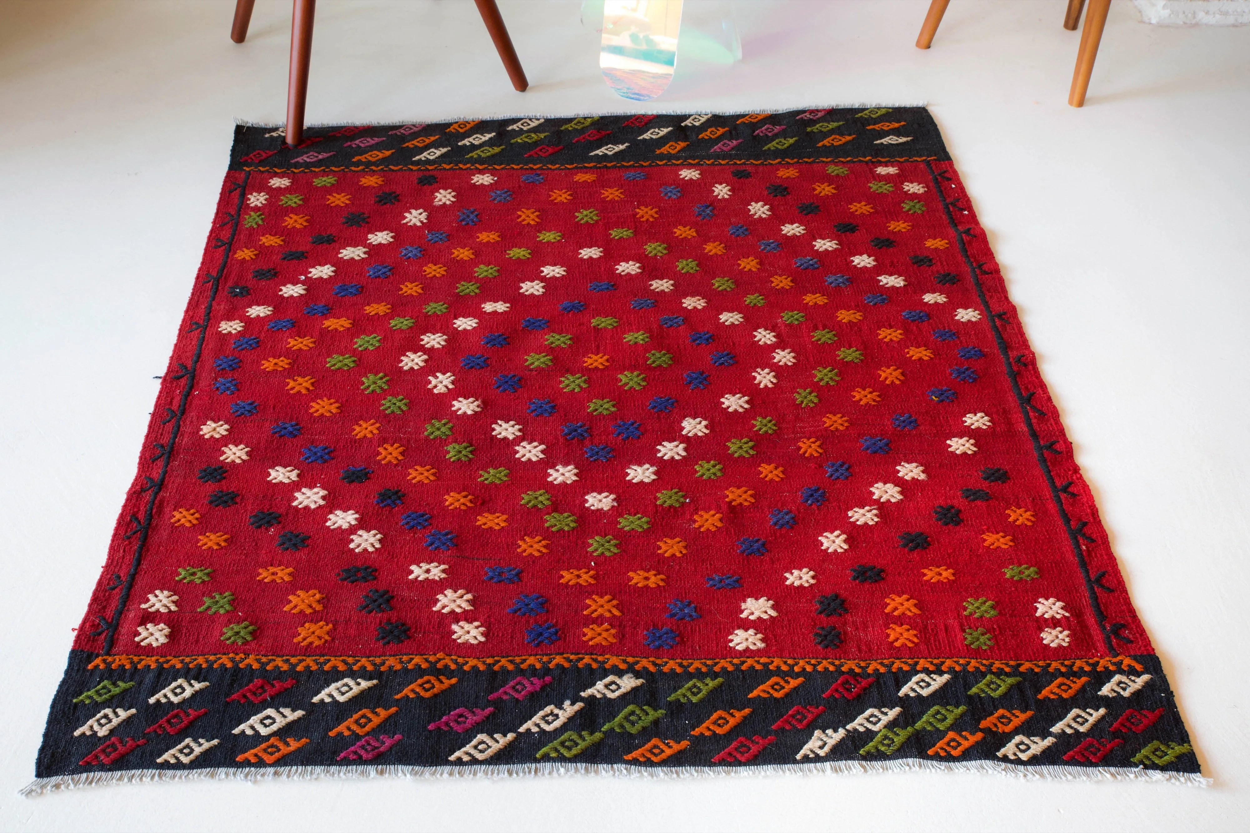 Vintage Mini Turkish Kilim Rug 4'5"x4'6"