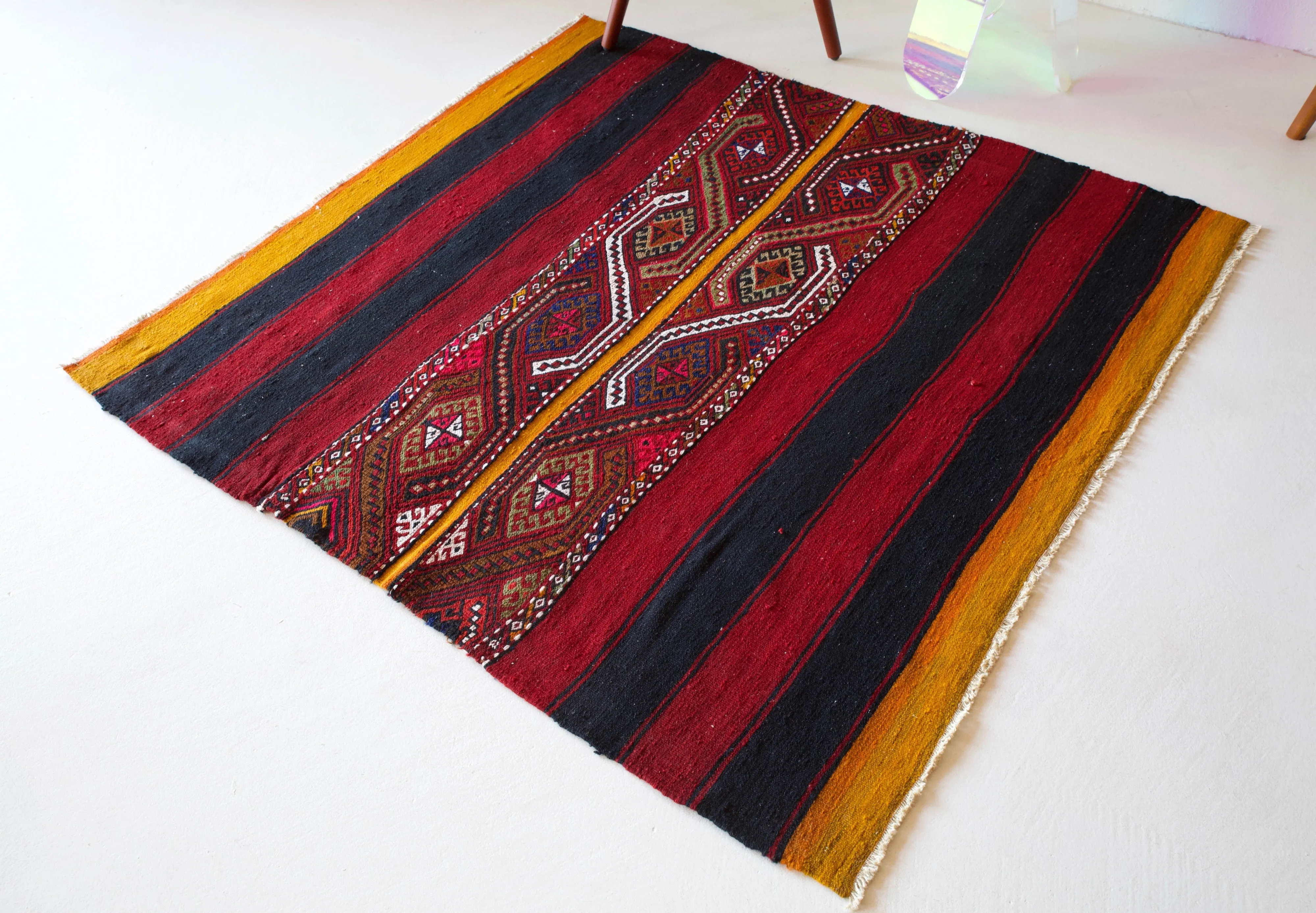 Vintage Mini Turkish Kilim Rug 4'6"x4'9"